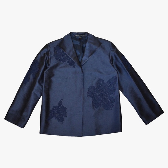 Plus Size Jacket - Picture 7 of 9